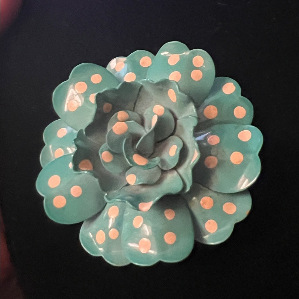 Vintage 1960’s Enamel Turquoise Blue and White Polka Dot Flower Brooch/Pin 2.5” - Picture 5 of 5